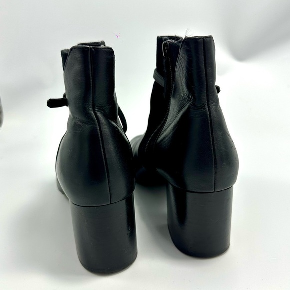 Cole Haan paulina black heeled ankle bootie size 8 - Picture 7 of 16